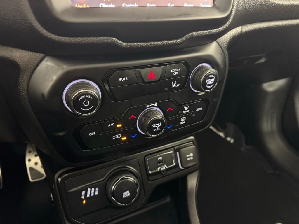 used 2023 Jeep Renegade car, priced at $22,200