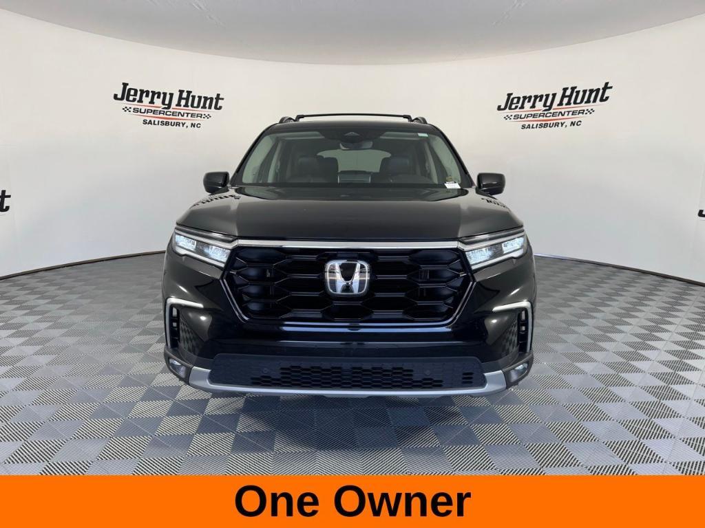 used 2024 Honda Pilot car, priced at $41,900