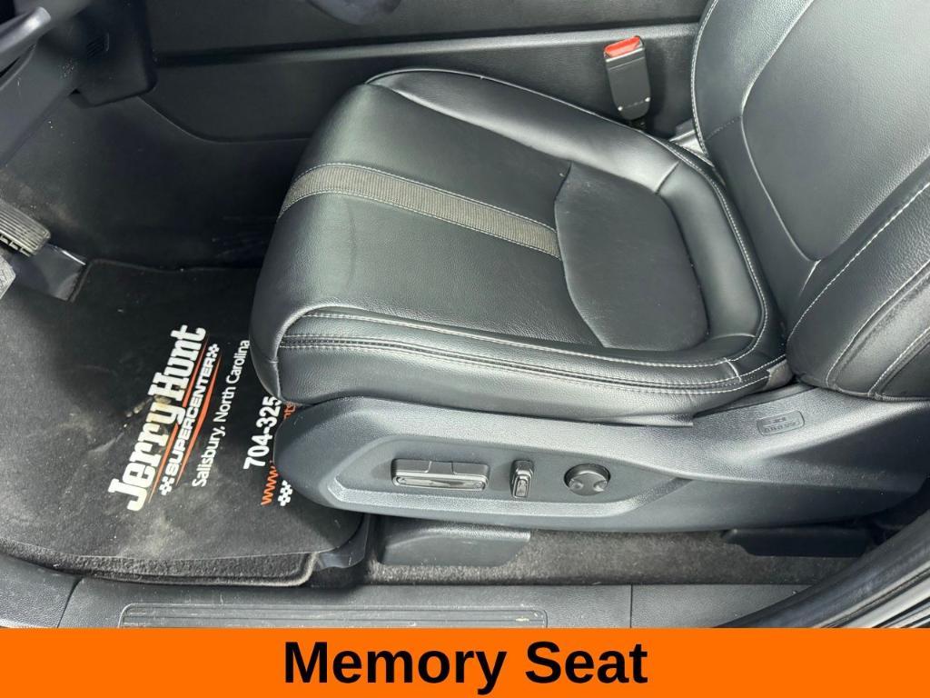 used 2024 Honda Pilot car, priced at $41,900