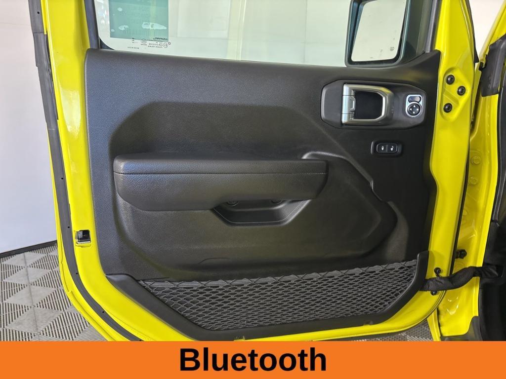 used 2024 Jeep Gladiator car, priced at $35,600