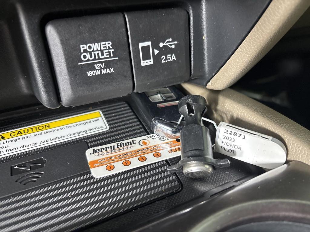 used 2022 Honda Pilot car, priced at $35,421