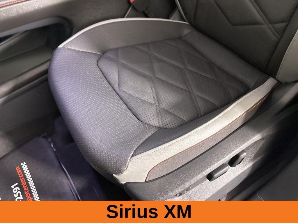 used 2025 Volkswagen Atlas car, priced at $37,499
