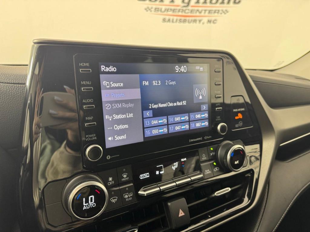 used 2021 Toyota Highlander Hybrid car, priced at $30,000