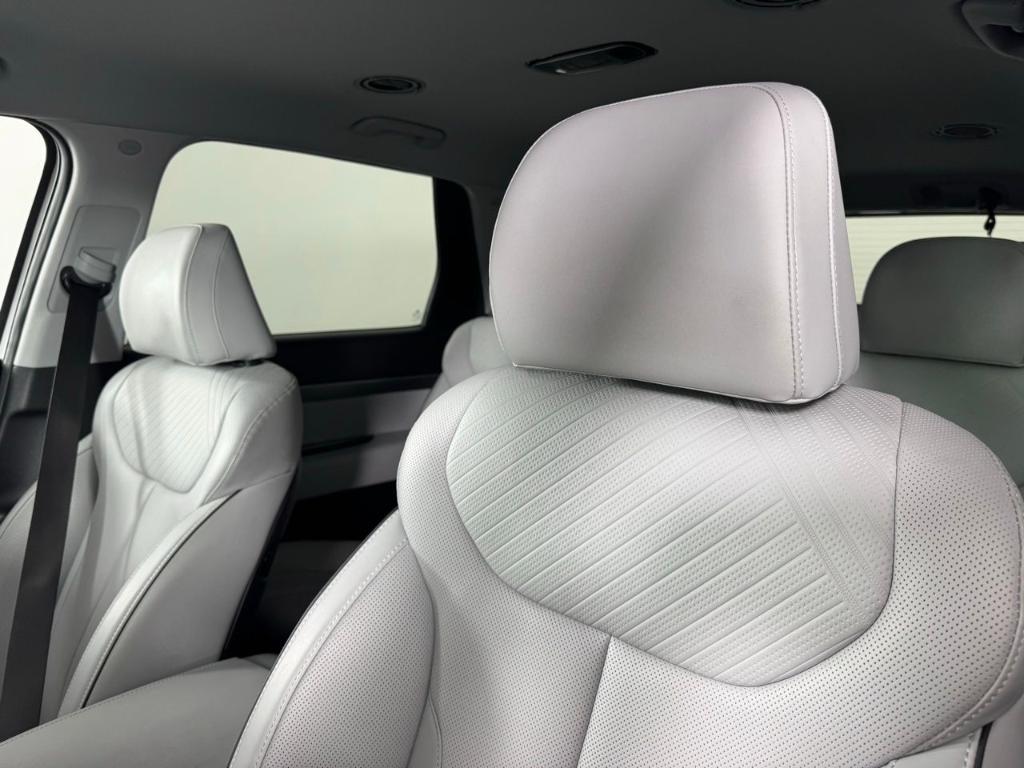 used 2024 Hyundai Palisade car, priced at $32,700