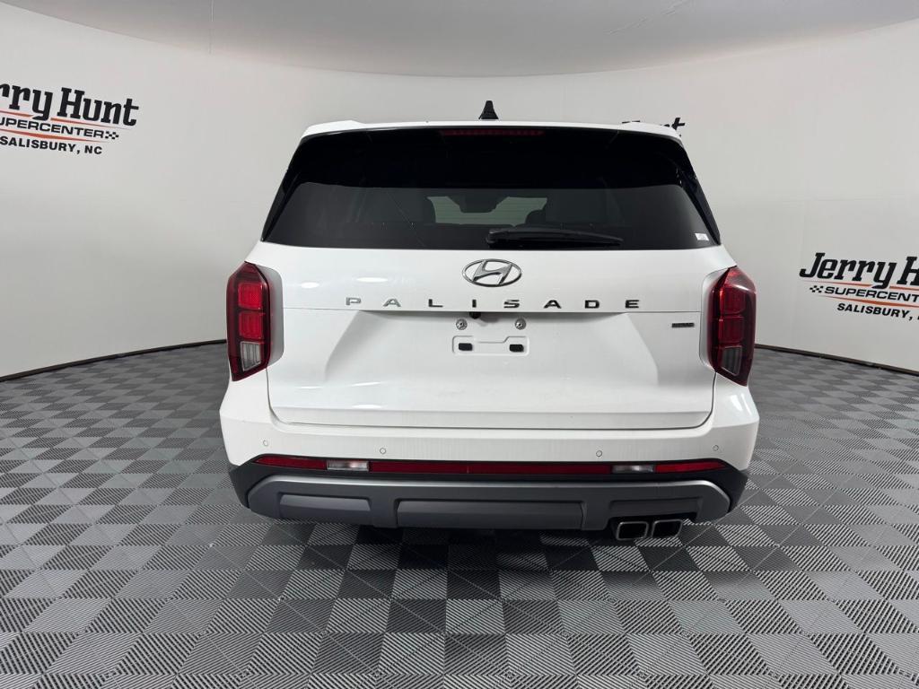 used 2024 Hyundai Palisade car, priced at $32,700