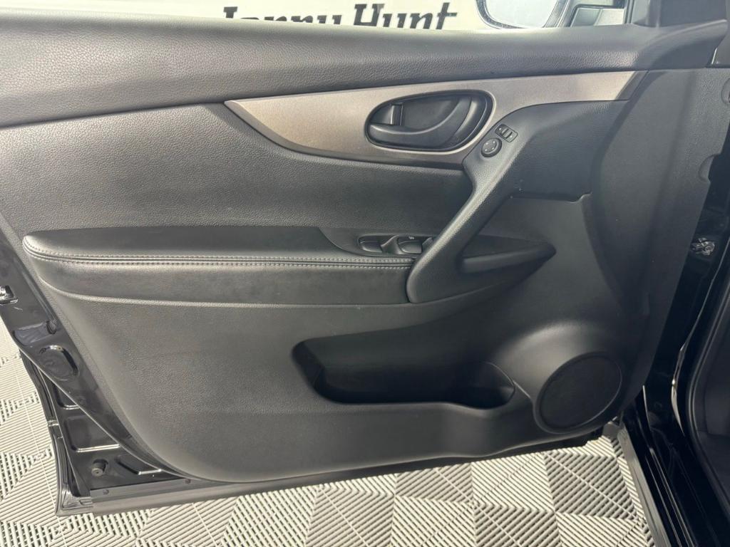 used 2020 Nissan Rogue Sport car, priced at $17,988