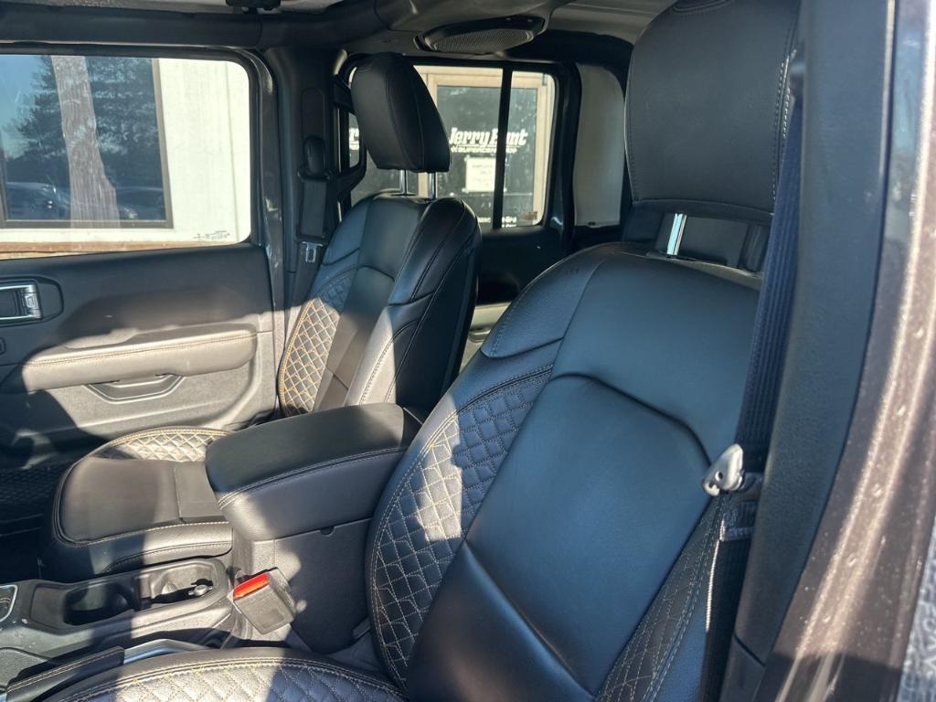 used 2021 Jeep Gladiator car, priced at $34,084