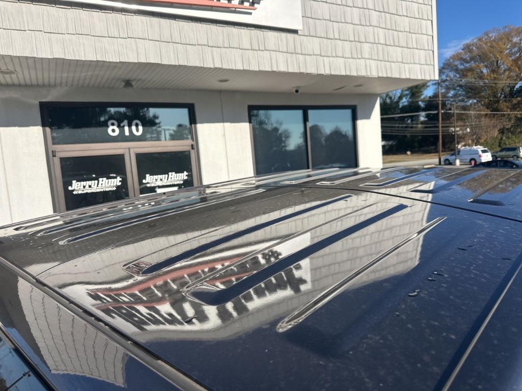 used 2021 Jeep Gladiator car, priced at $34,084