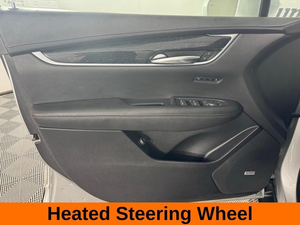 used 2020 Cadillac XT5 car, priced at $27,000