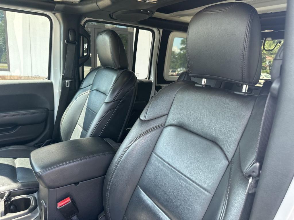 used 2021 Jeep Wrangler Unlimited car, priced at $33,712