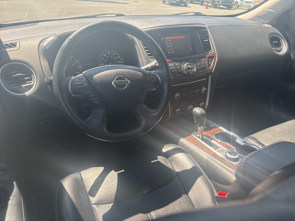 used 2020 Nissan Pathfinder car, priced at $24,988