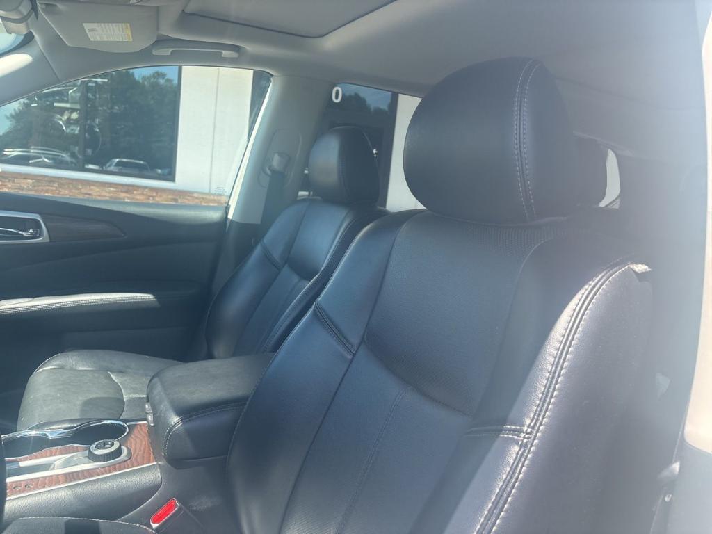 used 2020 Nissan Pathfinder car, priced at $24,988