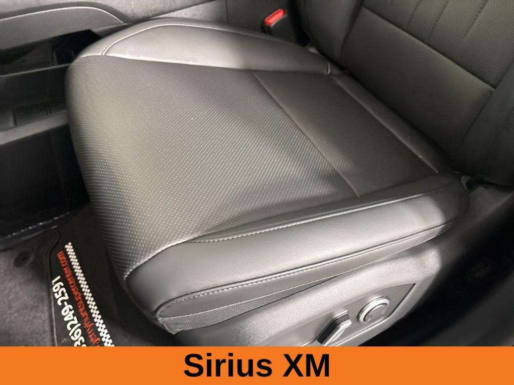 used 2024 Hyundai Santa Fe car, priced at $31,400