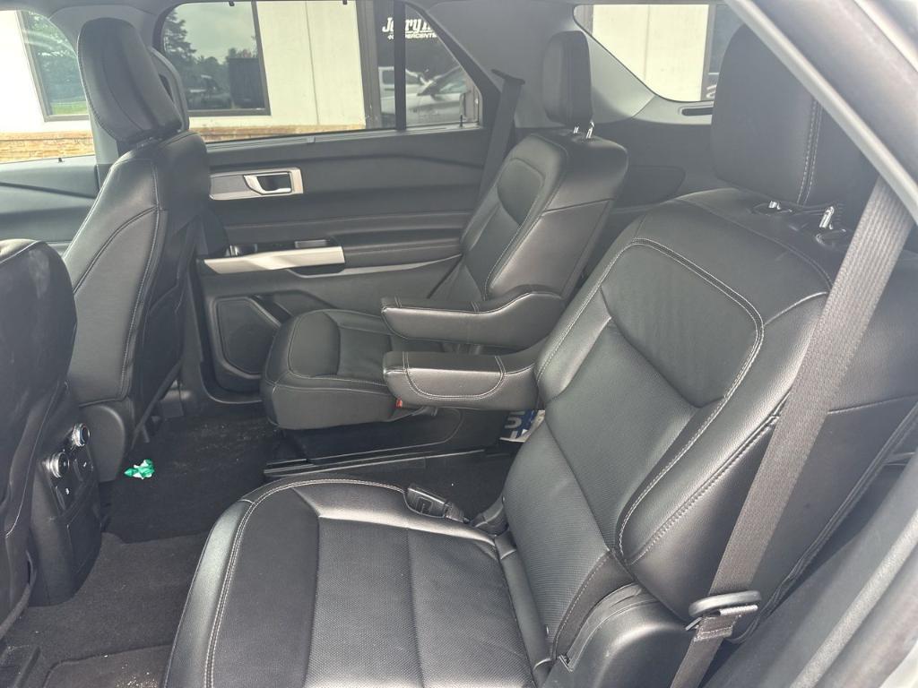 used 2024 Ford Explorer car, priced at $31,500