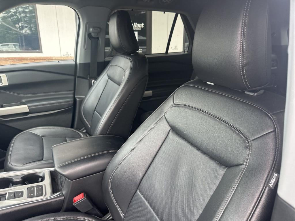 used 2024 Ford Explorer car, priced at $31,500