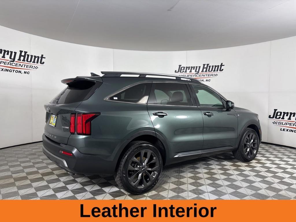 used 2021 Kia Sorento car, priced at $27,888
