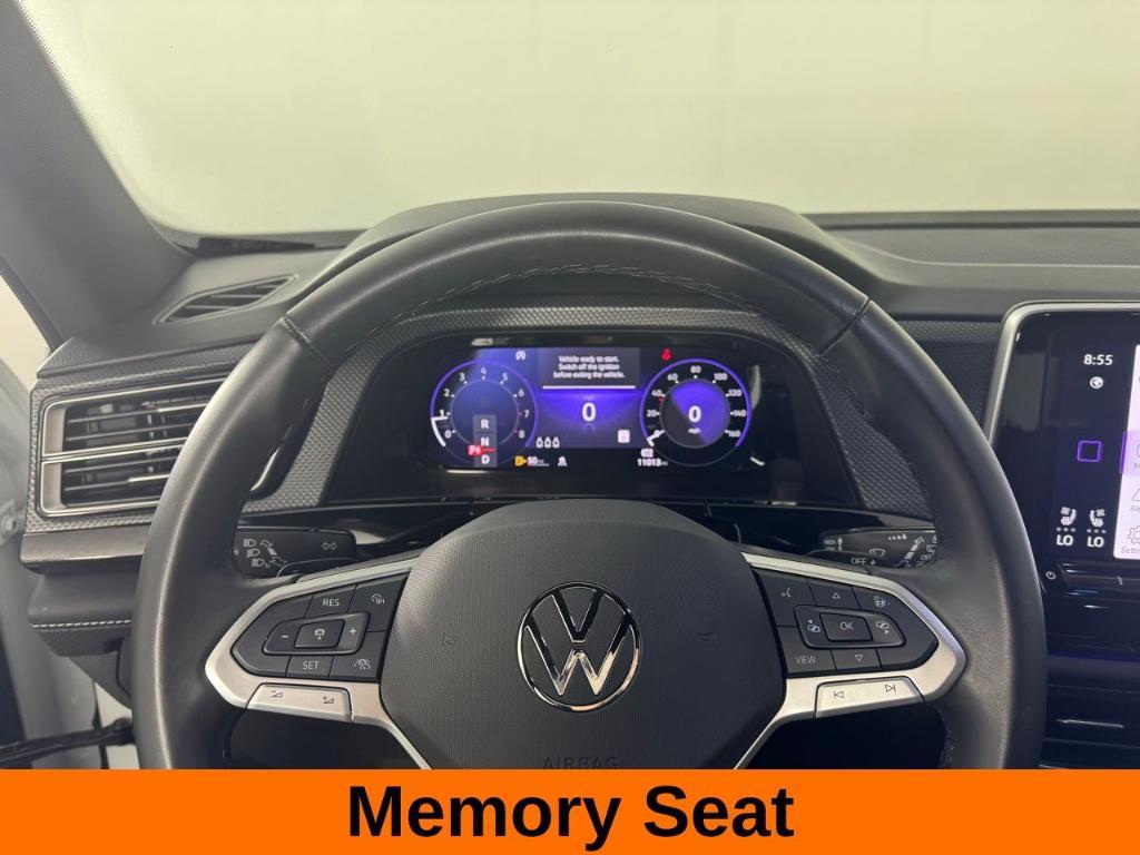 used 2025 Volkswagen Atlas Cross Sport car, priced at $44,000