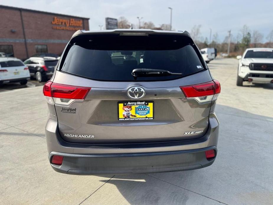 used 2019 Toyota Highlander car, priced at $29,500