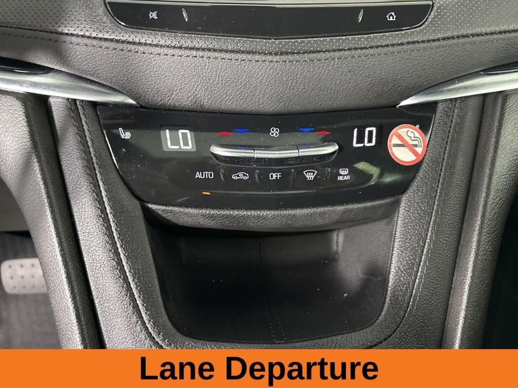 used 2025 Cadillac XT5 car, priced at $38,500