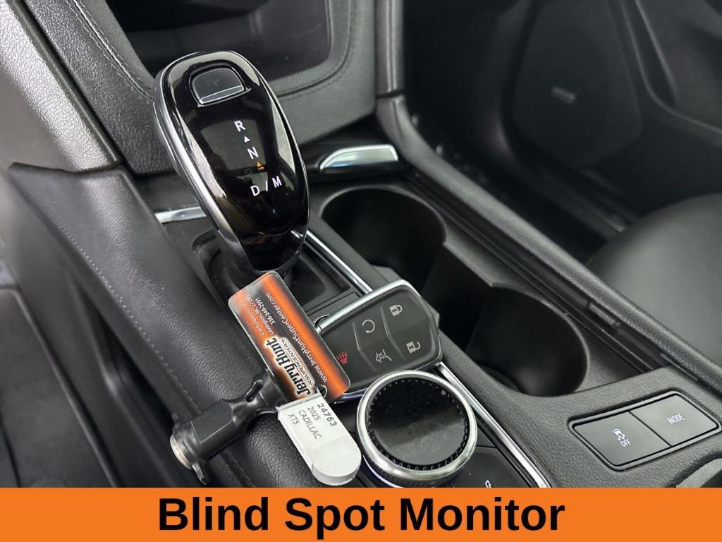 used 2025 Cadillac XT5 car, priced at $38,500