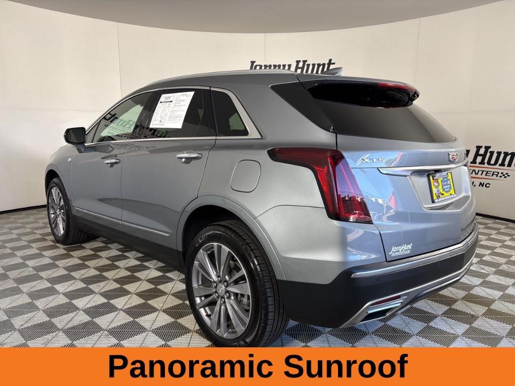 used 2025 Cadillac XT5 car, priced at $38,500