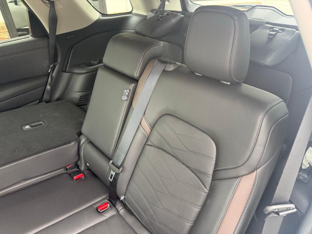 used 2024 Nissan Pathfinder car, priced at $40,500