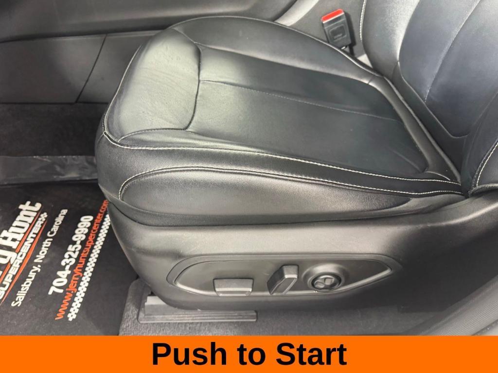 used 2022 Jeep Grand Cherokee car, priced at $30,988