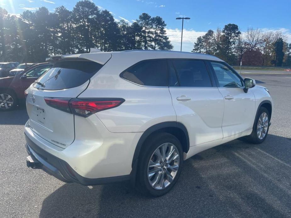 used 2021 Toyota Highlander car, priced at $37,200