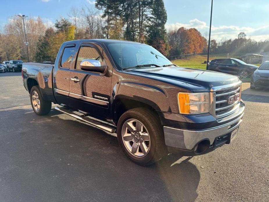 used 2013 GMC Sierra 1500 car, priced at $17,900