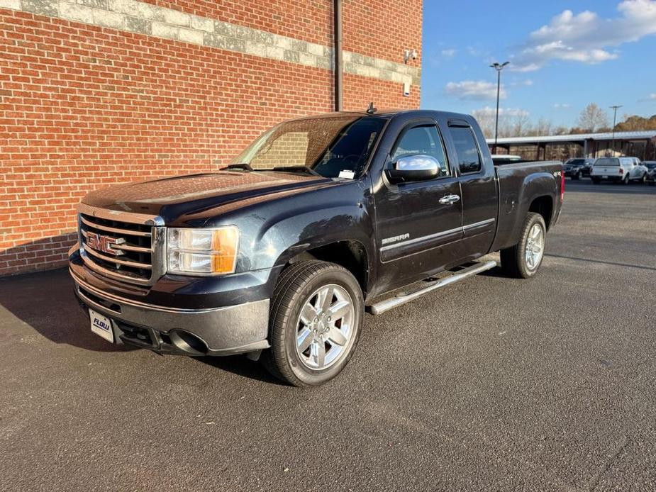 used 2013 GMC Sierra 1500 car, priced at $17,900