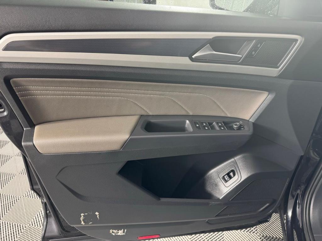 used 2021 Volkswagen Atlas car, priced at $26,079
