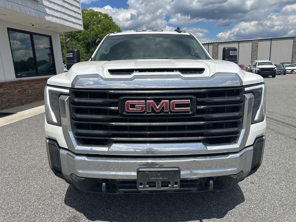 used 2024 GMC Sierra 2500 car, priced at $41,200