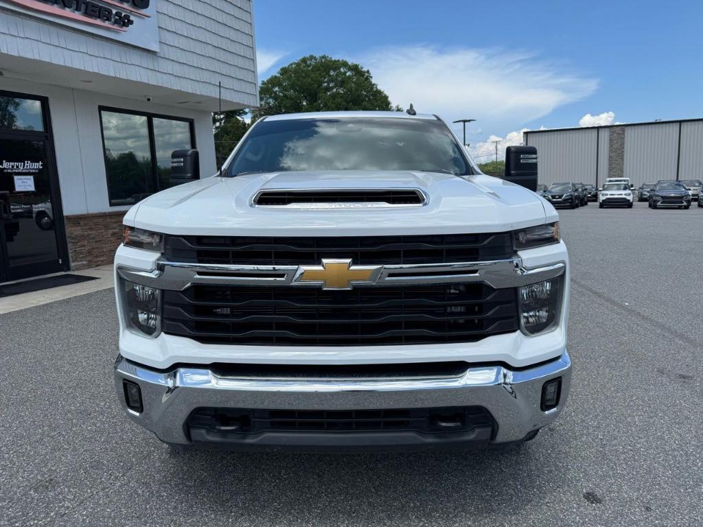 used 2024 Chevrolet Silverado 2500 car, priced at $56,276