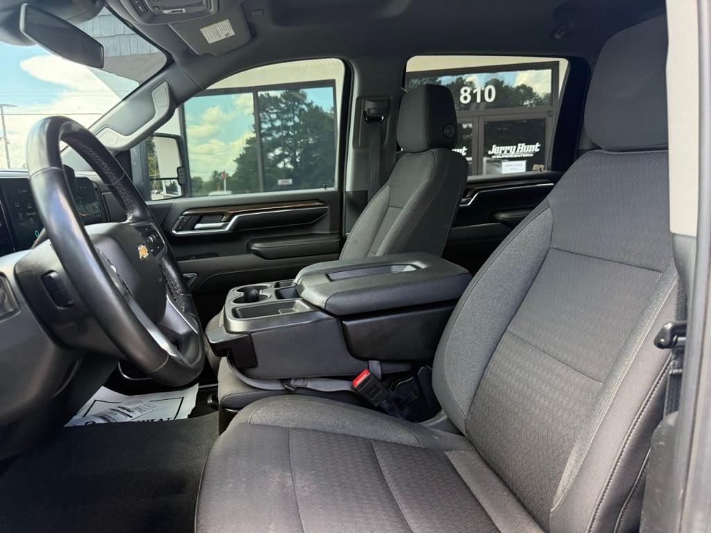 used 2024 Chevrolet Silverado 2500 car, priced at $56,276