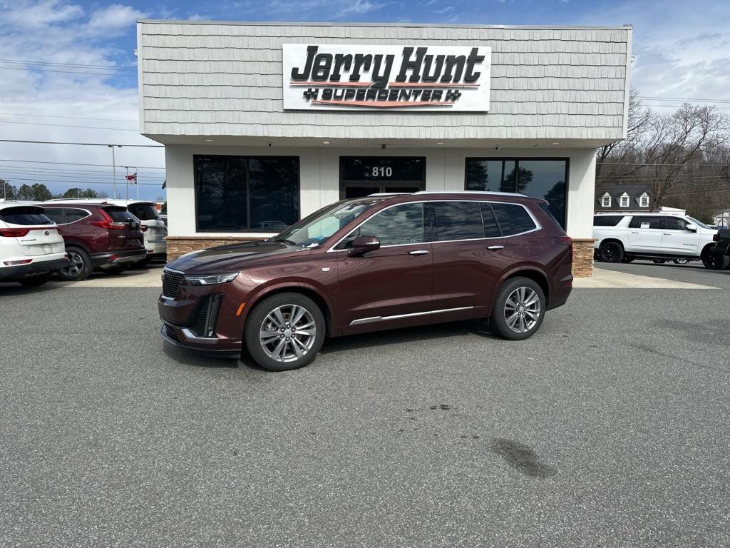 used 2023 Cadillac XT6 car, priced at $30,988