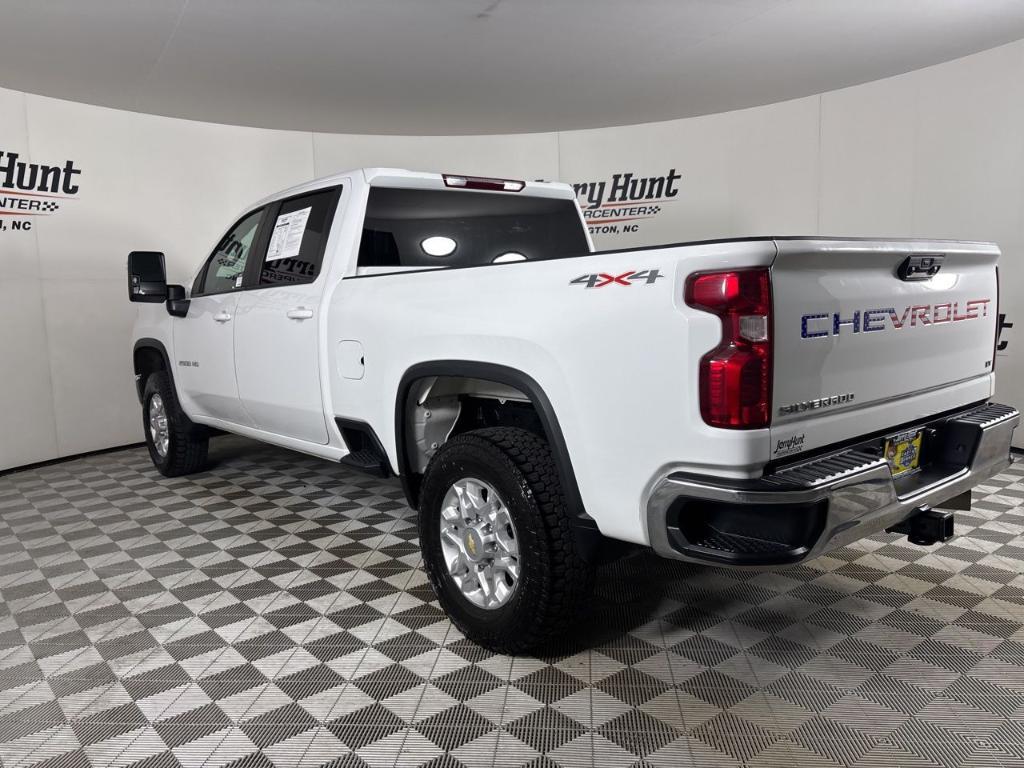 used 2022 Chevrolet Silverado 2500 car, priced at $46,321