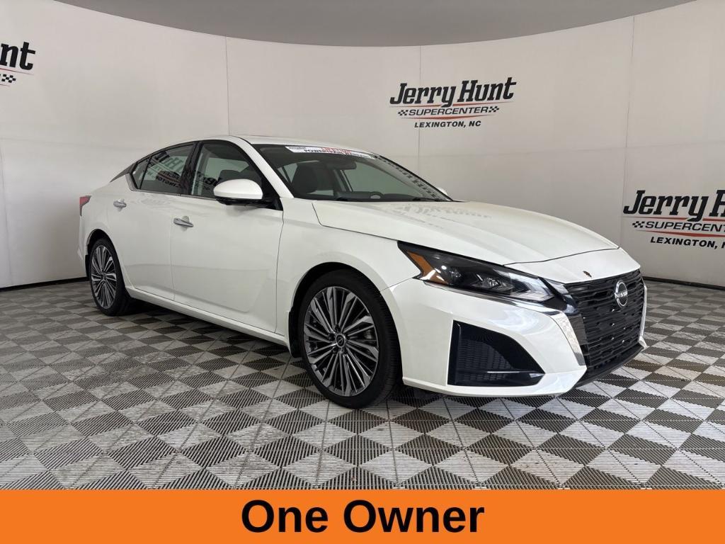 used 2023 Nissan Altima car, priced at $24,400