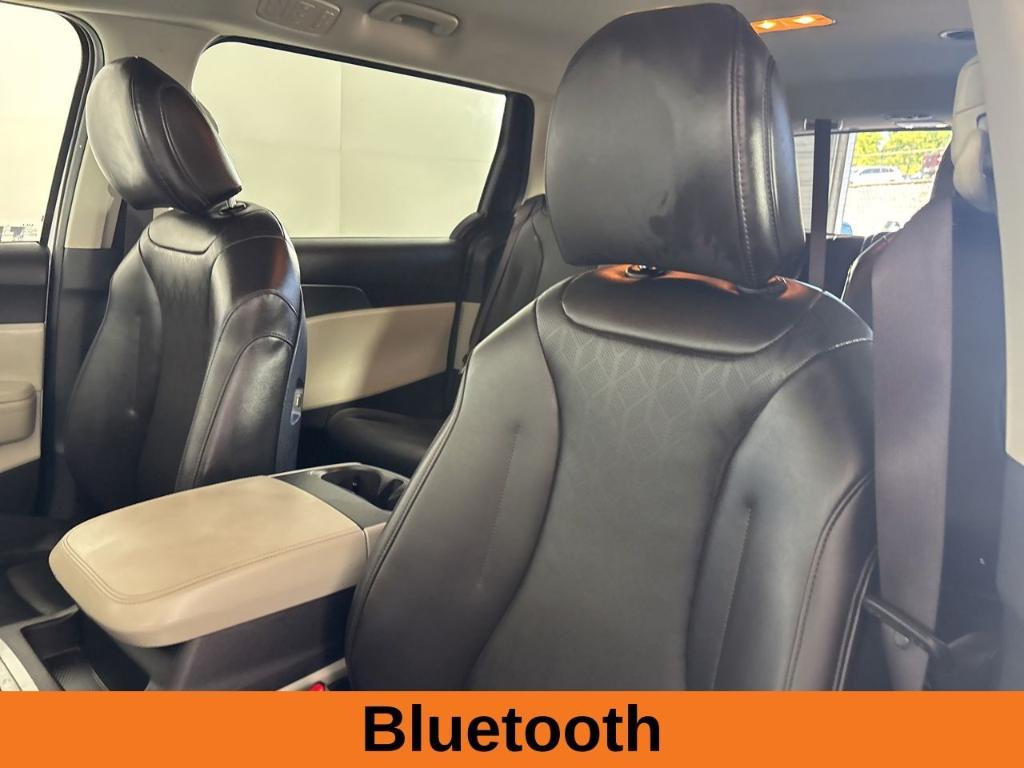 used 2024 Kia Carnival car, priced at $31,200