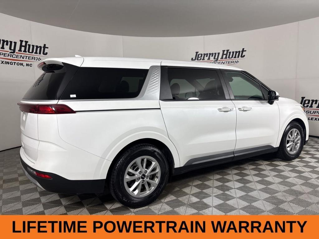 used 2024 Kia Carnival car, priced at $31,200