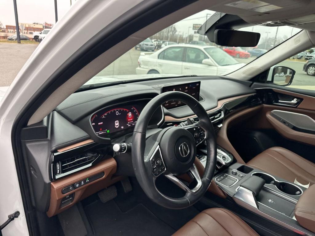 used 2022 Acura MDX car, priced at $37,988