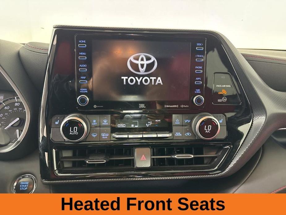 used 2022 Toyota Highlander car, priced at $39,399