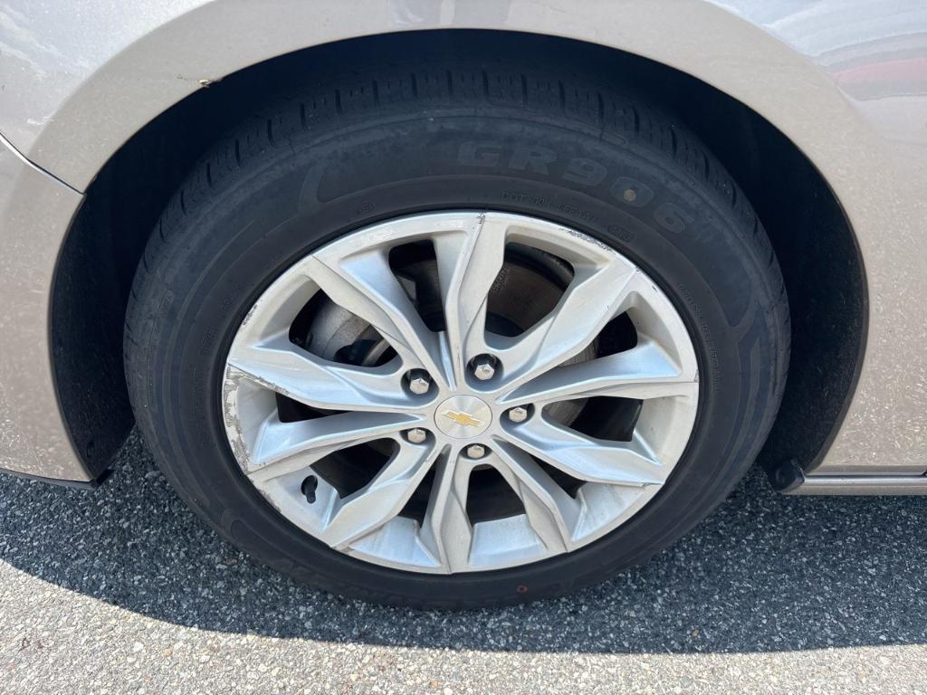 used 2022 Chevrolet Malibu car, priced at $18,300