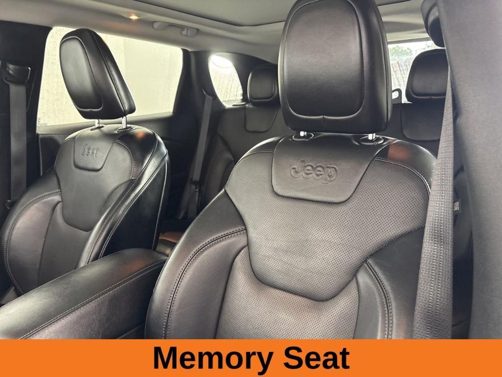 used 2022 Jeep Cherokee car, priced at $22,900