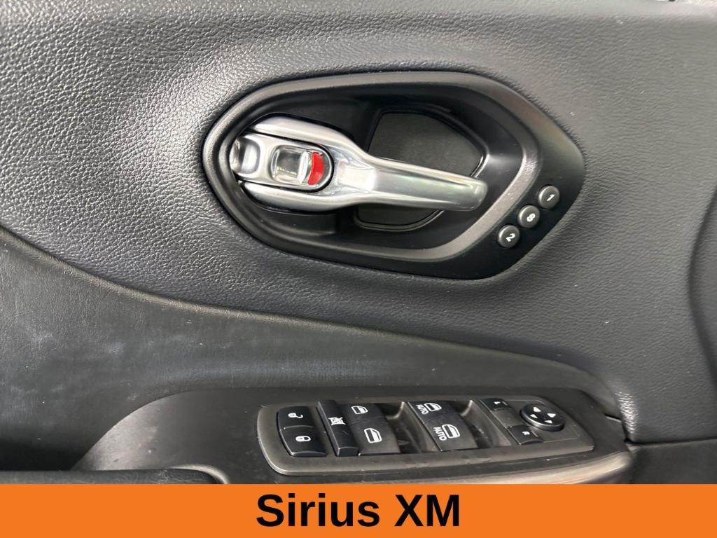 used 2022 Jeep Cherokee car, priced at $22,900