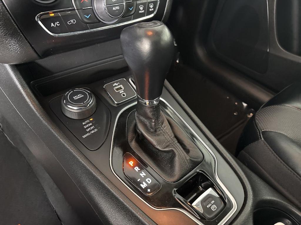 used 2022 Jeep Cherokee car, priced at $22,900