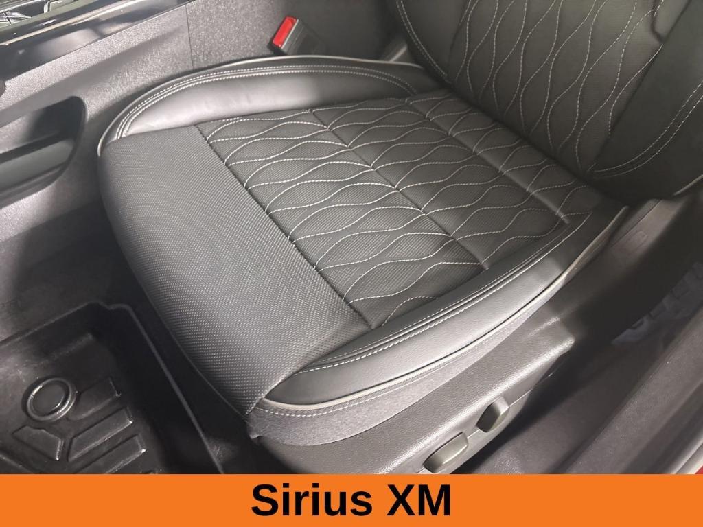 used 2023 Buick Envision car, priced at $29,200