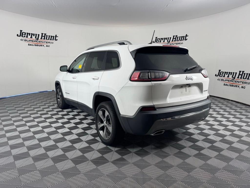 used 2019 Jeep Cherokee car, priced at $17,164
