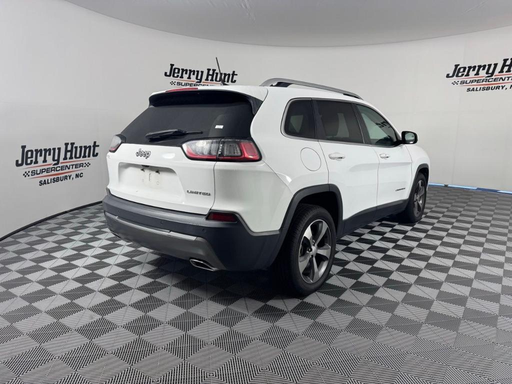 used 2019 Jeep Cherokee car, priced at $17,164