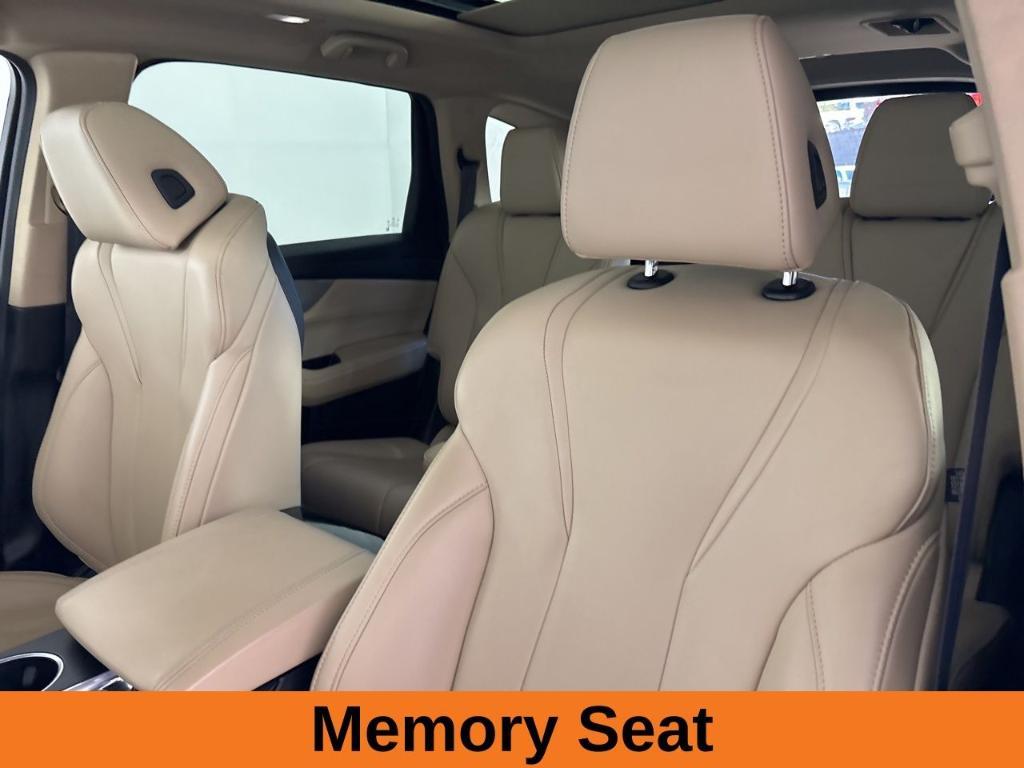 used 2023 Acura MDX car, priced at $36,123