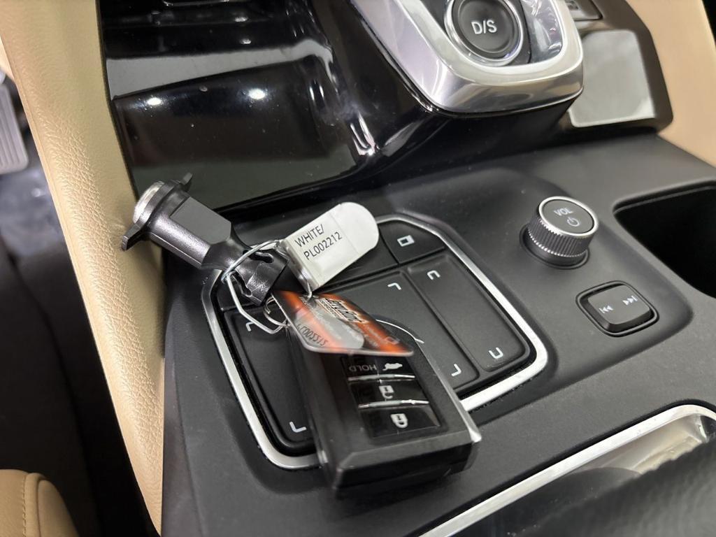 used 2023 Acura MDX car, priced at $36,123